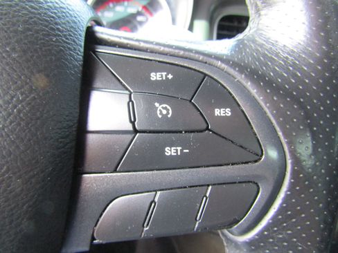 Used 2019 Dodge Charger Scat Pack RWD image 34