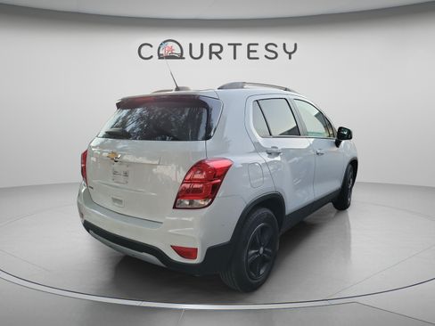Used 2021 Chevrolet Trax LT FWD image 20
