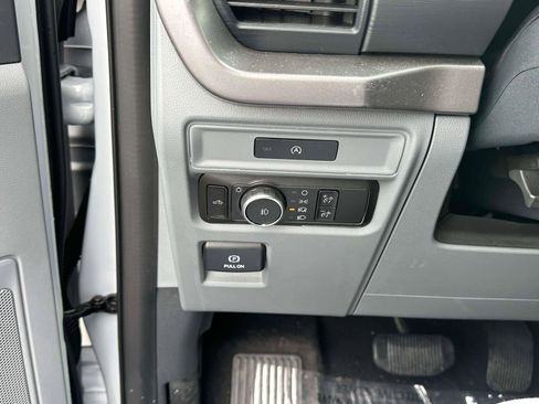 Used 2025 Ford F150 XLT w/ Equipment Group 301A Standard image 20