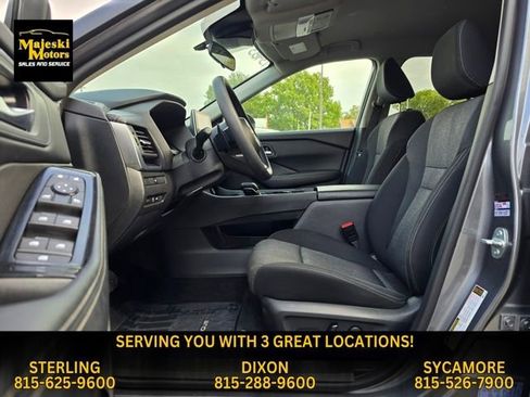 Used 2024 Nissan Rogue SV image 20