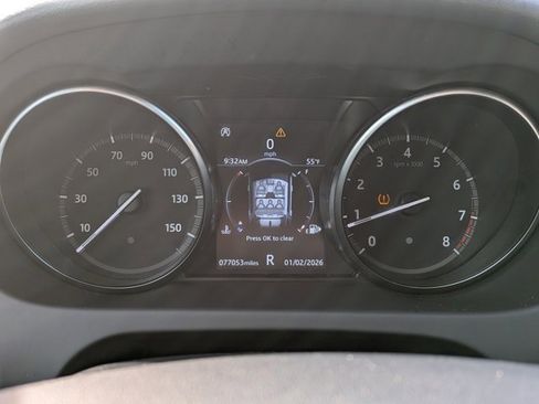 Used 2019 Land Rover Discovery Sport SE image 23