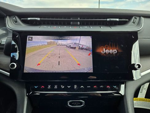 New 2026 Jeep Grand Cherokee Limited AWD/4WD image 22