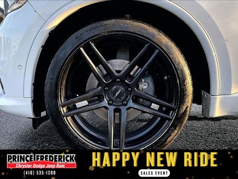 Used 2018 Dodge Durango R/T w/ Technology Group image 8