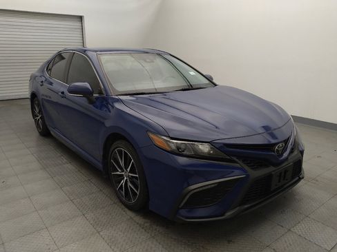 Used 2023 Toyota Camry SE w/ Convenience Package image 13