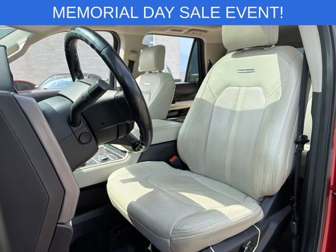 Used 2018 Ford Expedition Platinum AWD/4WD image 18