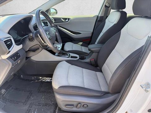 Used 2018 Hyundai Ioniq SEL image 10