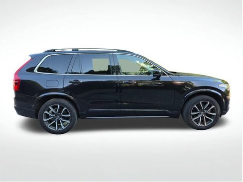 Used 2016 Volvo XC90 T6 Momentum w/ Momentum Plus Package AWD/4WD image 11