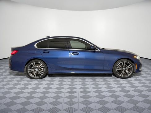Certified 2024 BMW 330i Sedan w/ Convenience Package RWD image 8
