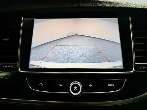Used 2018 Buick Encore Preferred FWD image 21