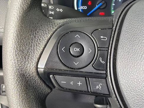 Used 2024 Toyota RAV4 LE AWD/4WD image 24