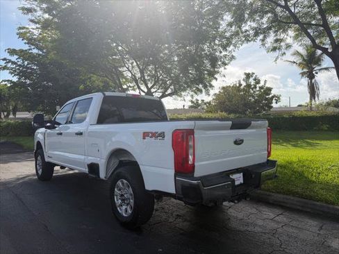 Used 2024 Ford F250 XLT w/ FX4 Off-Road Package AWD/4WD image 4