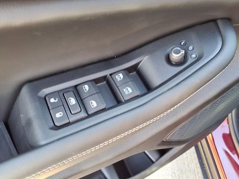 New 2025 Jeep Grand Cherokee L Altitude AWD/4WD image 11