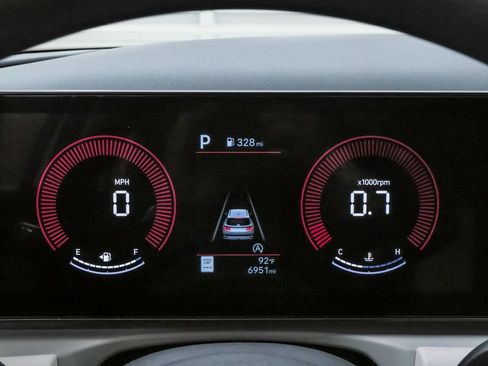 Certified 2026 Hyundai Tucson SE FWD image 21