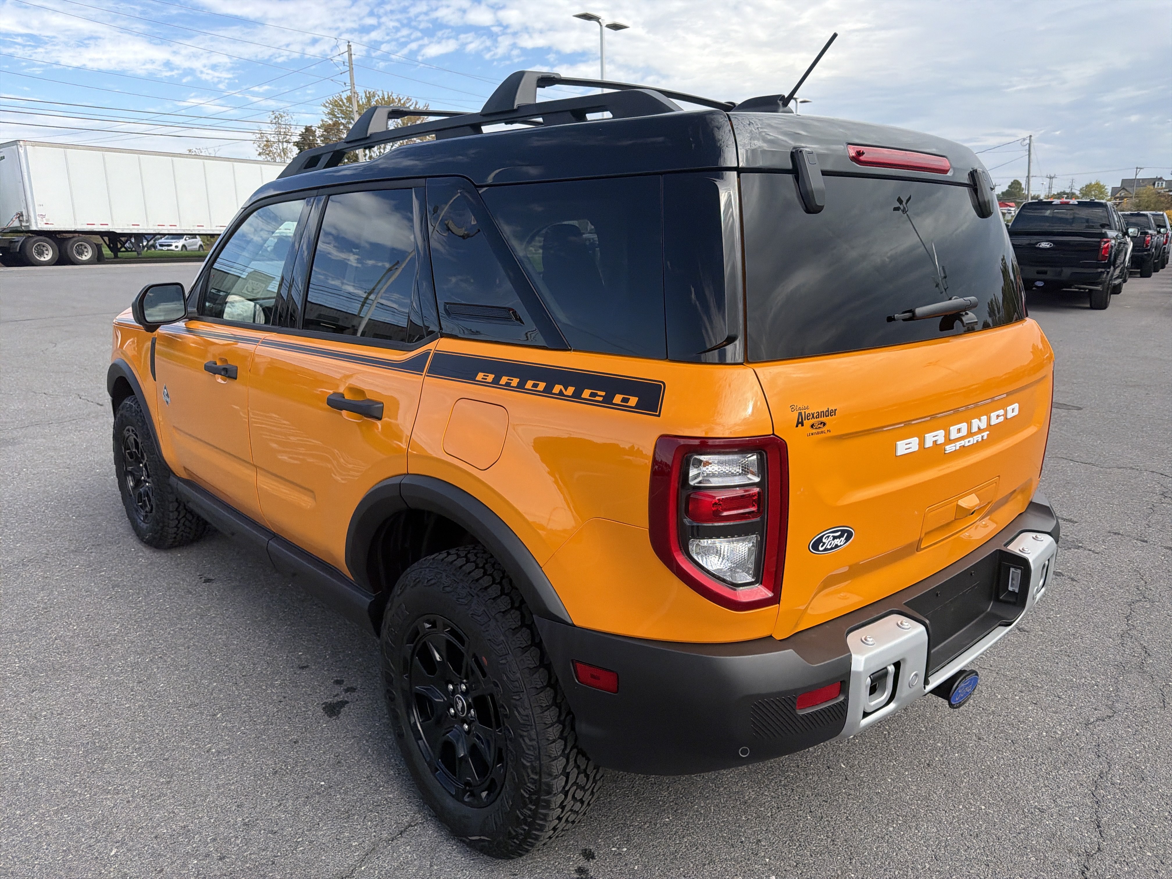 New 2026 Ford Bronco Sport Outer Banks w/ Sasquatch Outer Banks Package AWD/4WD image 6