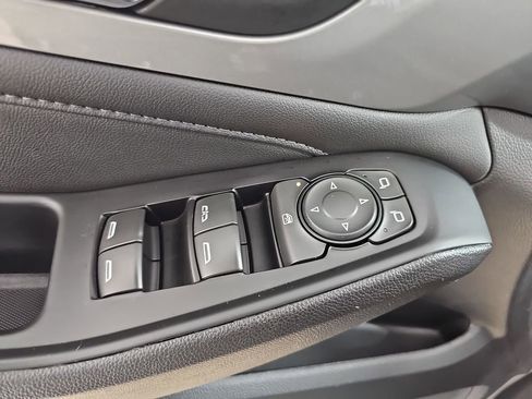 Certified 2023 Chevrolet Traverse LT w/ LPO, Floor Liner Package AWD/4WD image 35