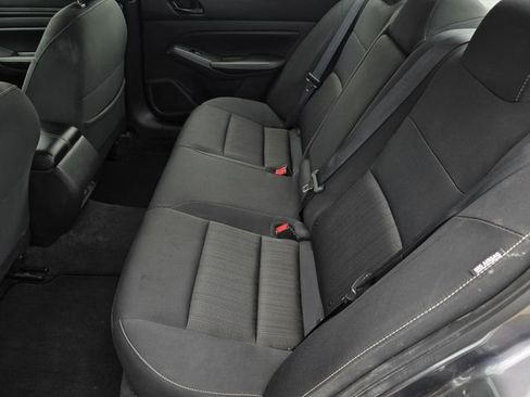 Used 2025 Nissan Altima 2.5 SV FWD image 26