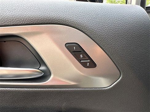 New 2025 Chrysler Pacifica Select image 35