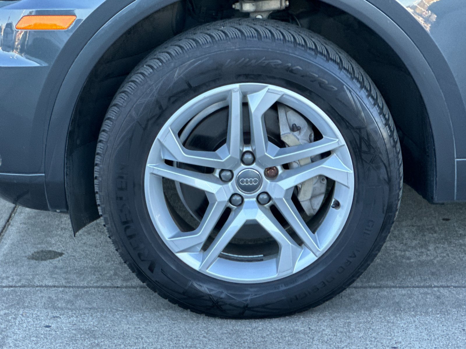 Used 2018 Audi Q5 2.0T Premium AWD/4WD image 25