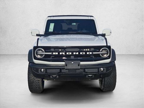 Certified 2024 Ford Bronco Outer Banks w/ Sasquatch Package image 2