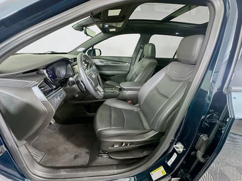 Used 2024 Cadillac XT6 Sport w/ Technology Package AWD/4WD image 20