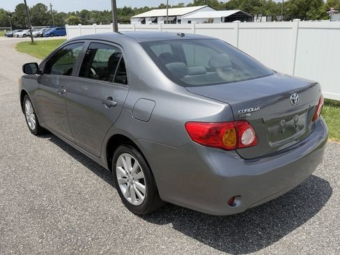 Used 2009 Toyota Corolla LE FWD image 7