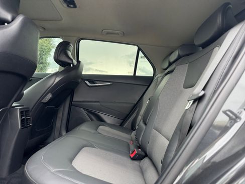 Used 2025 Kia Niro EX Touring FWD image 18