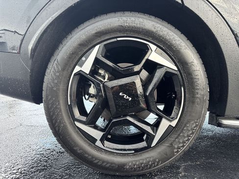 Used 2026 Kia Sportage EX FWD image 18