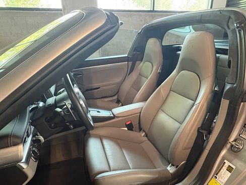 Used 2015 Porsche 911 Targa 4S AWD/4WD image 6