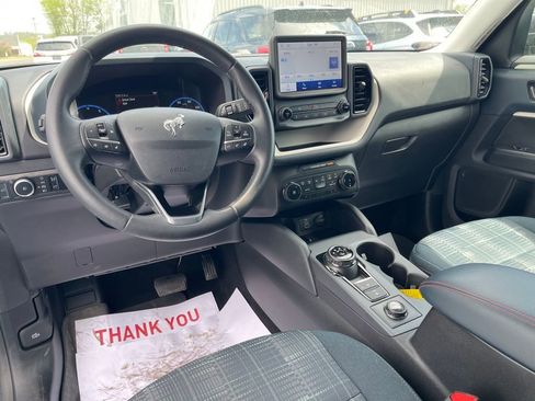 Used 2024 Ford Bronco Sport Heritage w/ Heritage Convenience Package image 12