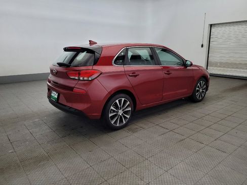 Used 2018 Hyundai Elantra GT FWD image 10