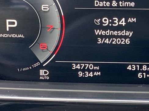 Used 2022 Audi A8 L 3.0T w/ Executive Package image 8