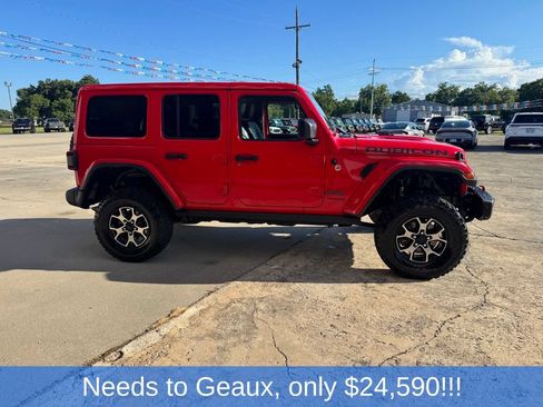 Used 2018 Jeep Wrangler Unlimited Rubicon w/ Dual Top Group AWD/4WD image 14