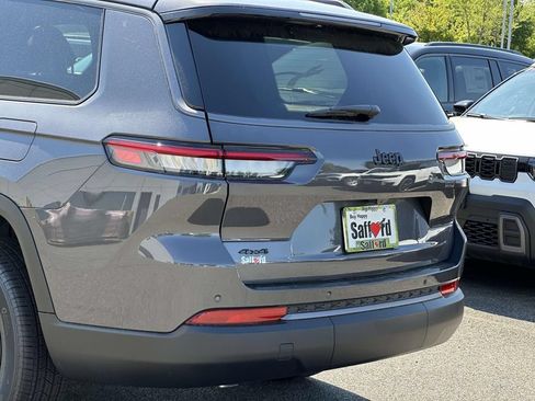 New 2026 Jeep Grand Cherokee L 4WD image 11