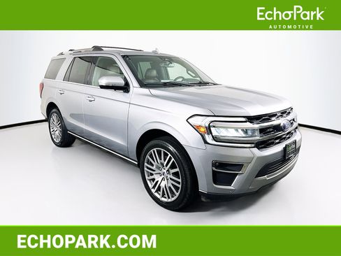 Used 2024 Ford Expedition Limited image 1