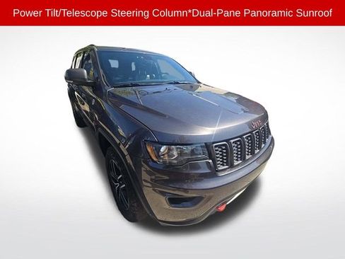Used 2020 Jeep Grand Cherokee Trailhawk w/ Trailhawk Luxury Group AWD/4WD image 4