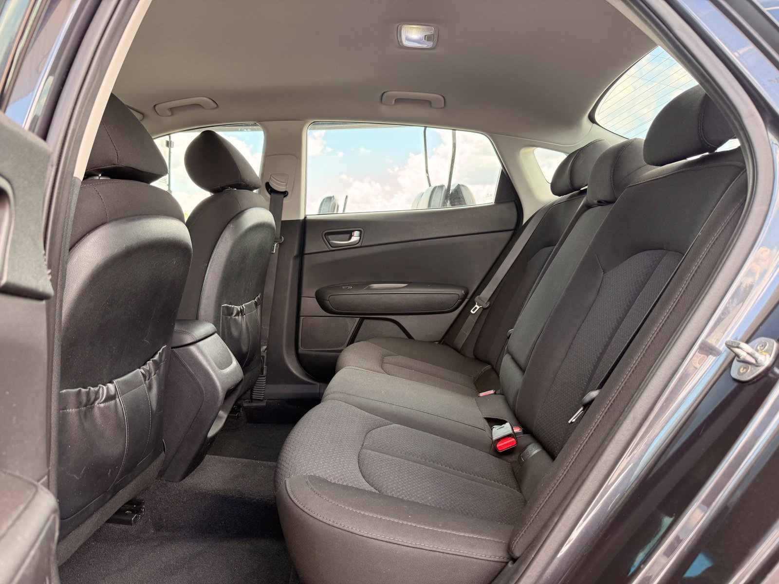 Used 2017 Kia Optima LX FWD image 16