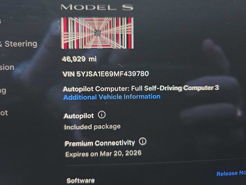 Used 2021 Tesla Model S Plaid image 12