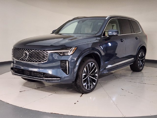New 2026 Volvo XC90 T8 Plus w/ Protection Package Premier AWD/4WD image 1