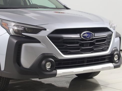 Used 2025 Subaru Outback Touring XT image 40