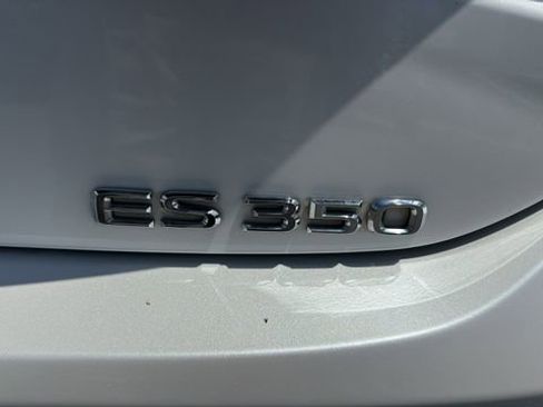 Used 2021 Lexus ES 350 w/ Accessory Package FWD image 13
