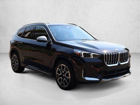 Used 2023 BMW X1 xDrive28i w/ Convenience Package AWD/4WD image 4