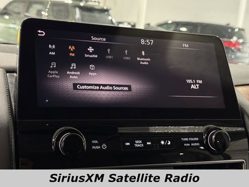 Used 2024 Nissan Armada SL image 8