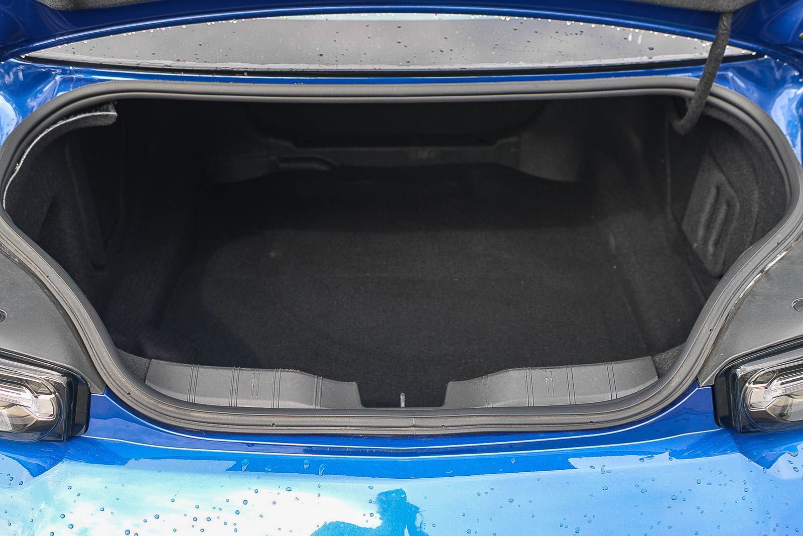 Used 2023 Chevrolet Camaro LT w/ RS Package RWD image 26
