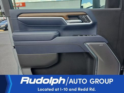 Used 2026 Chevrolet Silverado 2500 High Country w/ Technology Package AWD/4WD image 14