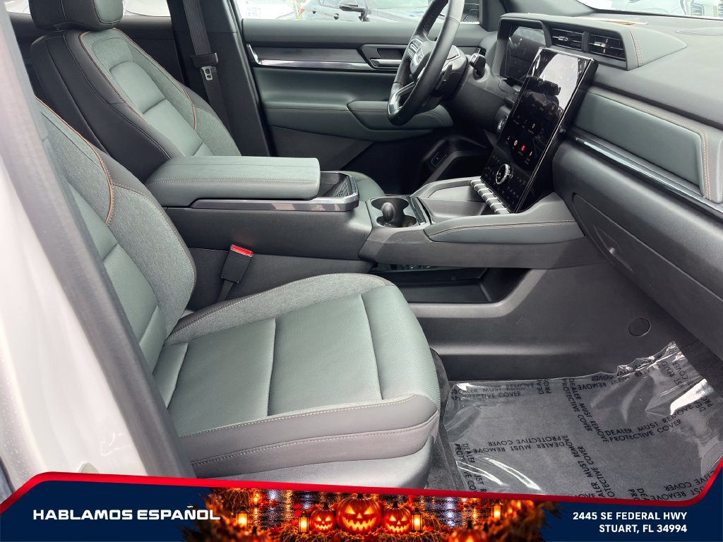 New 2026 GMC Terrain AT4 w/ Convenience Package III AWD/4WD image 19