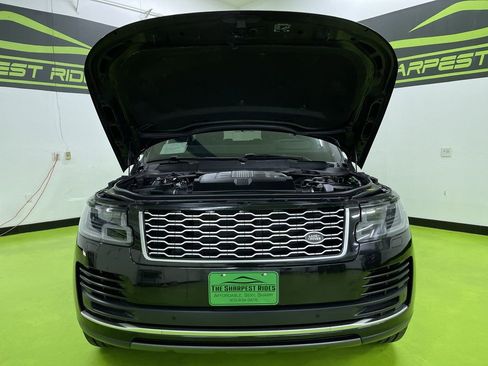 Used 2020 Land Rover Range Rover HSE image 4