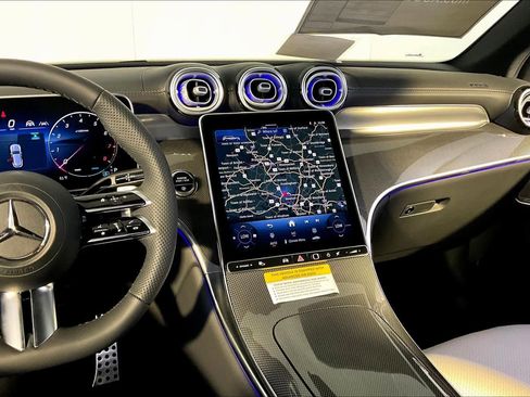 New 2026 Mercedes-Benz GLC 300 4MATIC image 8