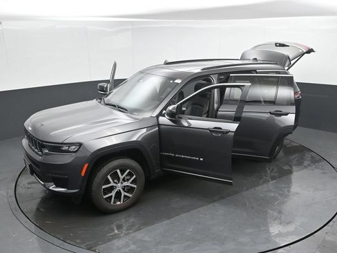 Used 2024 Jeep Grand Cherokee L Limited w/ Luxury Tech Group II AWD/4WD image 51
