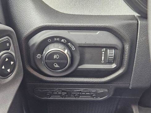 New 2025 Jeep Gladiator Sport image 20