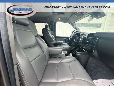 Used 2021 Chevrolet Express 2500 LS w/ Enhanced Convenience Package RWD image 28